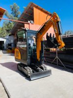 Mini Excavadora 2000 Kg INT ME - 20 PRO BLACK - Imagen 3