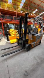 GRUA HORQUILLA FULL ELECTRICA GH-200 PRO - Imagen 4